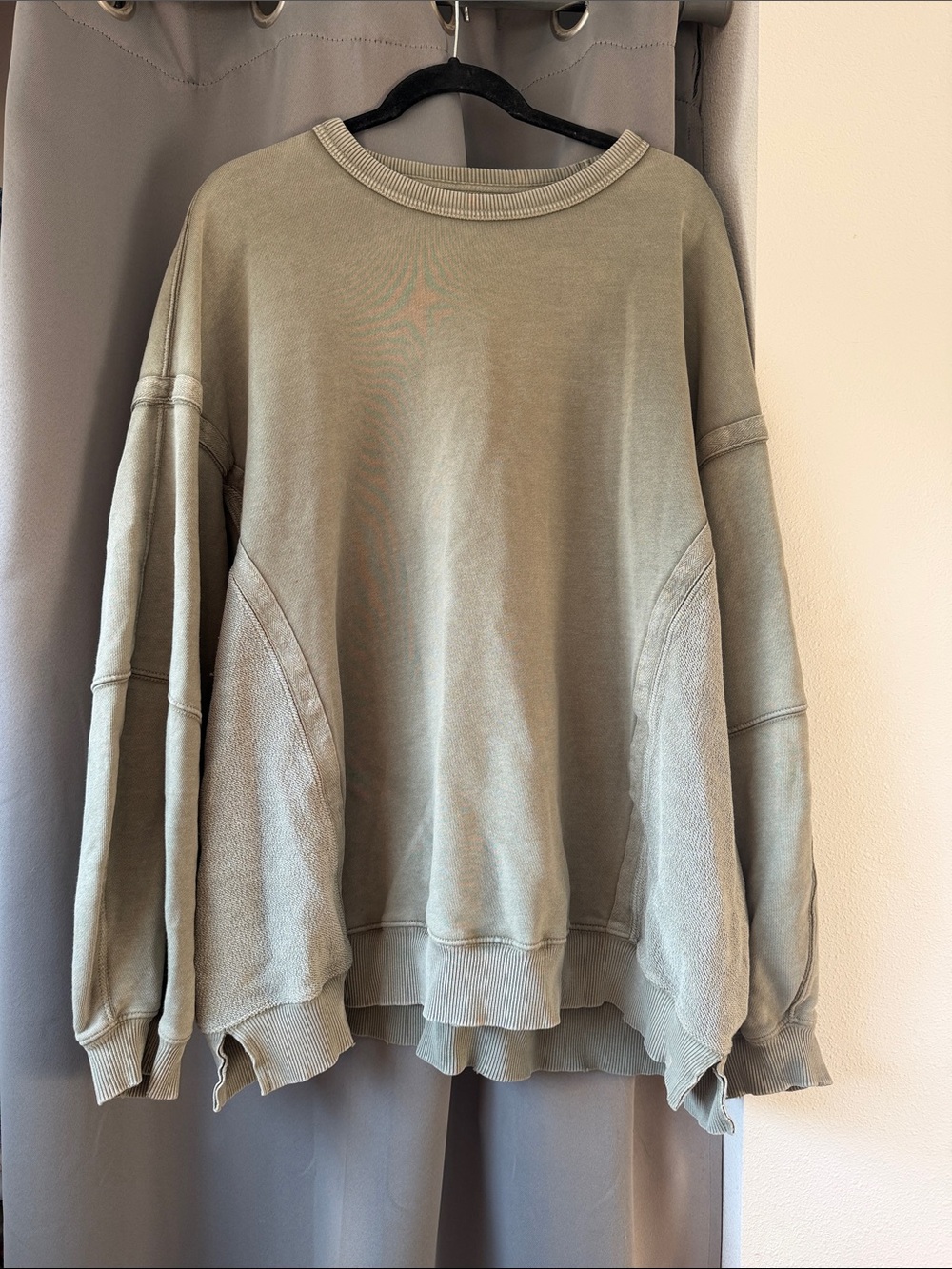 aerie womens Crewneck Sweater in Sage Green